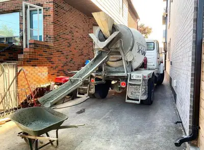 Looking for reliable, precise, and durable concrete work? We deliver concrete from 0.5 meters to 4 m...