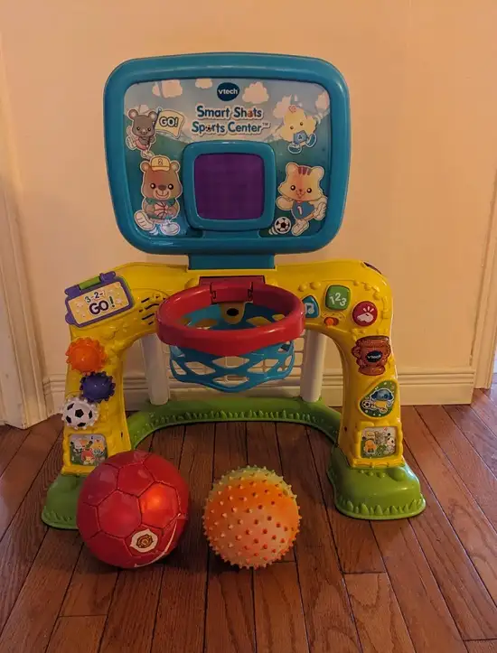 Vtech & Little Tikes Sport Centers / Rockin' Wagon w/ Balls in Toys in City of Toronto - Image 2