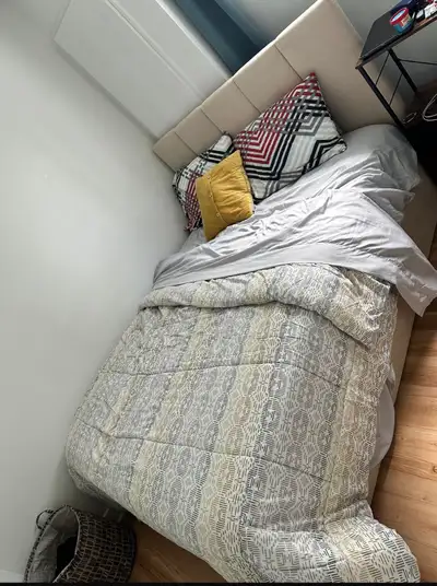 ️ Lit Queen avec rangement hydraulique + matelas Avenco  , View more