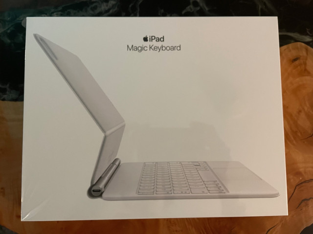 Apple iPad Magic Keyboard (Brand New in Box) in iPad & Tablet Accessories in City of Toronto