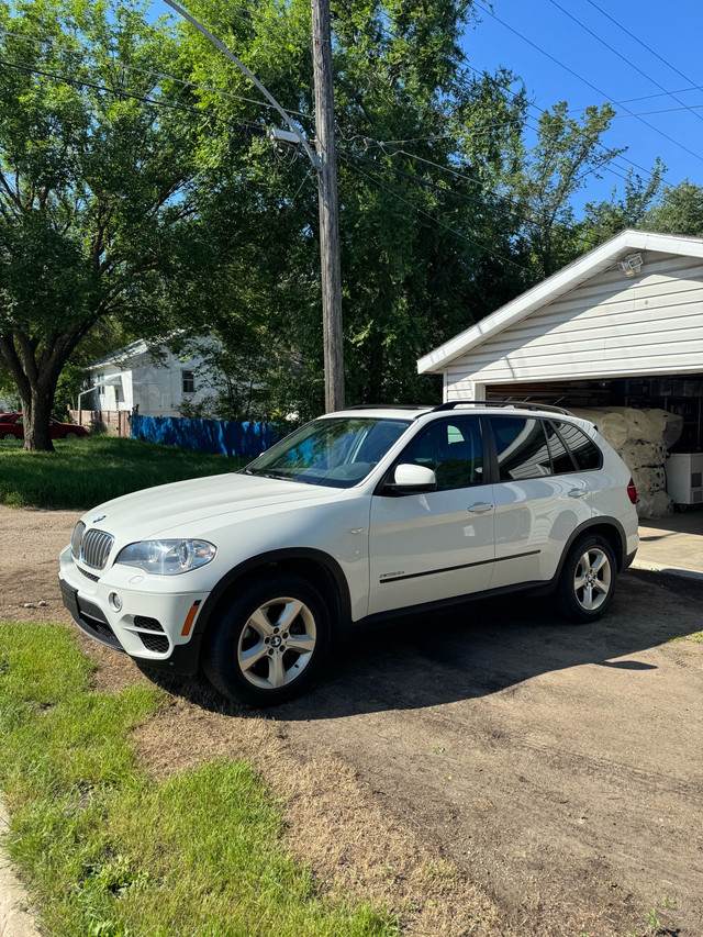 BMW X5 35d in Cars & Trucks in Saskatoon