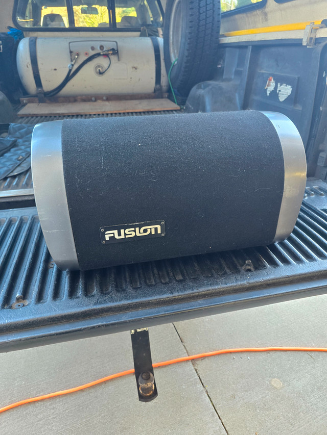Automotive Subwoofer Fusion in Audio & GPS in Kitchener / Waterloo