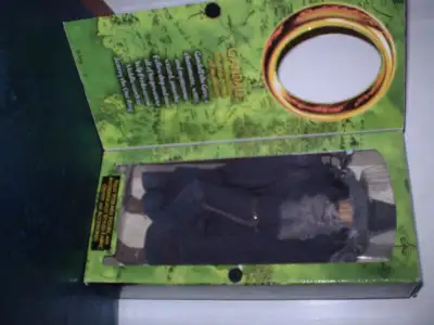 The Lord of the Rings, The Fellowship of the Ring. Special Edition Collector Sries. Figure comes wit...