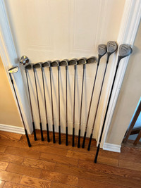 Ensemble de 12 bâtons de golf gaucher // lefty golf clubs set