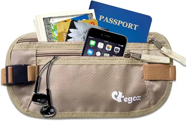 Travel Gear Money Belt in Women's - Bags & Wallets in Kitchener / Waterloo - Image 2