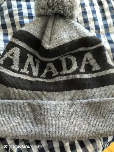 Canada Goose  Vintage  Style Pom Toque - Unisex, View more