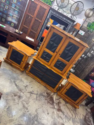 ✅Liquidation fin  stock: Bureau habits armoire + 2 tables chevet, View more