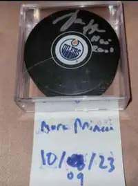 Jari Kurri signed puck HOF Oilers Hockey / Rondelle signée