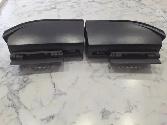 Bose 161  Wall Mountable Left & Right Bookshelf Speakers in General Electronics in Ottawa - Image 3