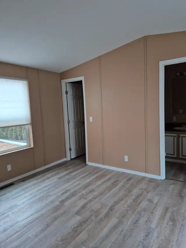 Mobile home for rent in Thornhill63417638249475123