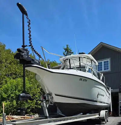 2001 seaswirl striper 2600, 5.7 volvo penta, 9.9 Yamaha kicker, scotty downriggers, helix 8 msi,minn...