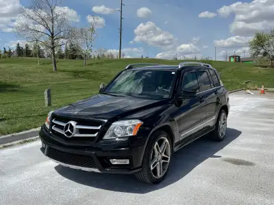 2012 Mercedes-Benz GLK350 – 115,000 KM Selling my 2012 GLK350. The SUV has been well maintained and...