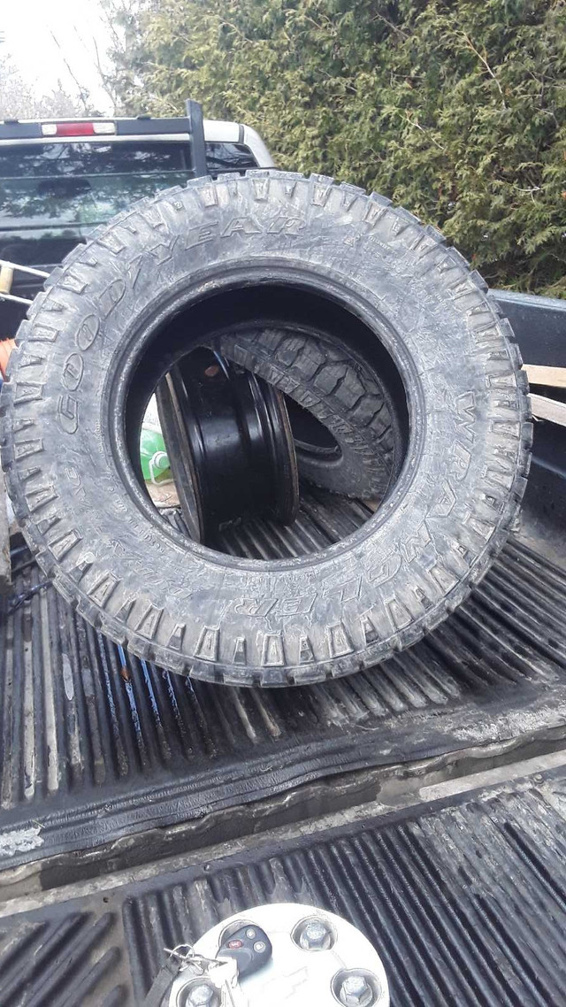 Tire 265 .70 r 17.       Only $125.00 in Garage Sales in Kawartha Lakes - Image 4