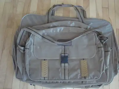 Valises de voyage, View more