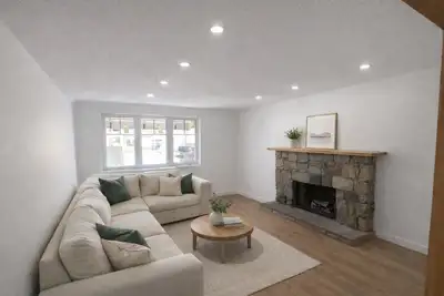 ✨6 BEDROOM HOUSE FOR RENT QUEENS STUDENTS ONLY✨ *House will be ready for May 1st move in! Reno is ne...