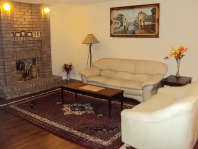 FURNISHED UTILITIES &WIFI  INCLUDED 2 BDR bsmt Yonge/Steeles