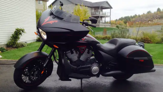 2015 Victory Cross Country in Street, Cruisers & Choppers in Sudbury - Image 4