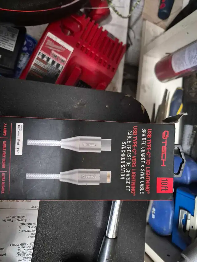 Phone Charger in General Electronics in Delta/Surrey/Langley - Image 3