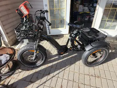2023 Vamoose Tri-Cycle Mid-Motor, View more
