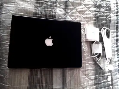 MacBook Black Laptop 2007/8 - Working /Parts _ Sale or Trade, View more