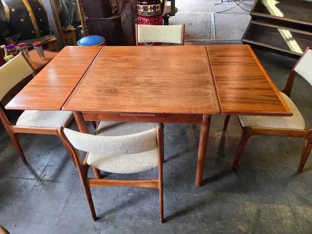 Danish mcm Teak Dining Set in Dining Tables & Sets in City of Toronto - Image 3