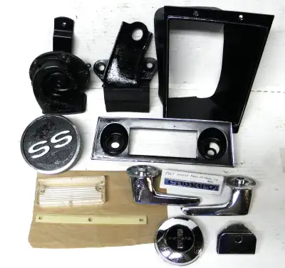 1968 69 Chevy Camaro SS RS Z28 Pontiac Firebird HO 400 Parts GM factory original Chevy Nova console...