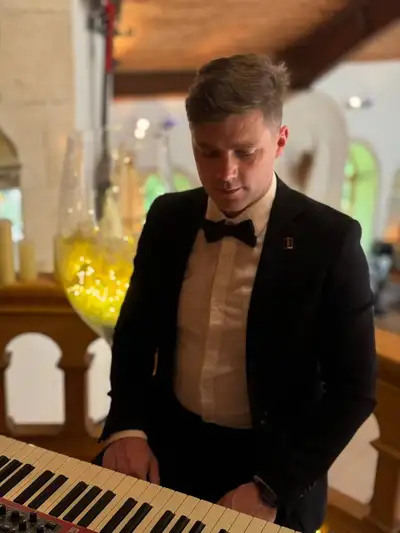  Musique live au piano pour votre événement, View more