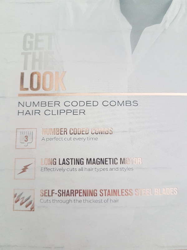 New - Max Trim 19 Piece Haircut Kit in Other in Oshawa / Durham Region - Image 4