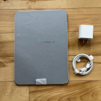 Apple iPad Air 5th Gen. 64Gb/256GB, Wi-Fi, 10.9in , Space Gray/