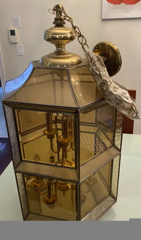 Unique Vintage Pendant Chandelier in Indoor Lighting & Fans in Markham / York Region - Image 4