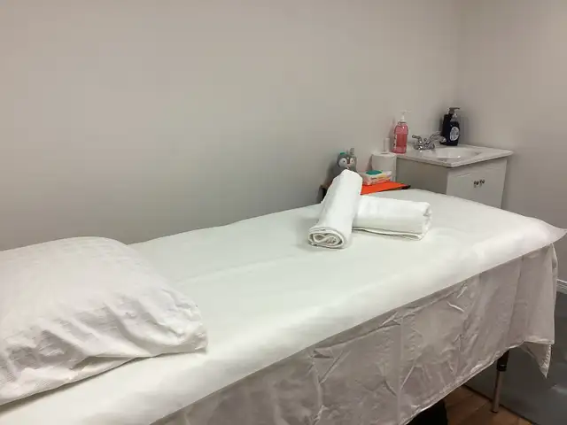Massage on Gascon Street