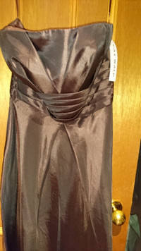 Evening Gown Dress NEW with Tag - Neuve Robe de Soiree