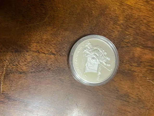 1971-1998 Canada Silver Dollar Set in Arts & Collectibles in Revelstoke - Image 4