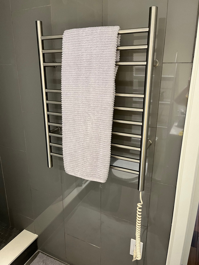 Warmly yours 10 bar towel warmer  in Bathwares in Oakville / Halton Region - Image 3