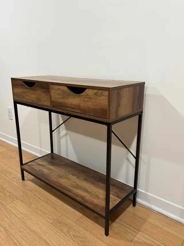 Table console in Other Tables in Laval / North Shore - Image 3