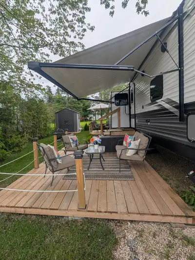 For Sale! 2022 JayFlight Travel Trailer - luxury camper featuring 3 slides to create a wide-galley,...