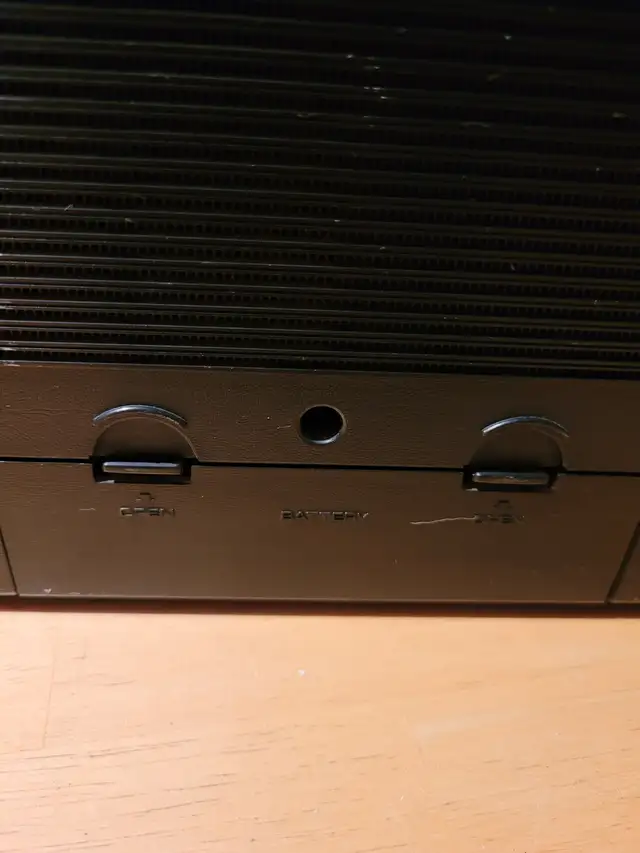 RADIO CASSETTE PANASONIC RQ-548S / VINTAGE in Arts & Collectibles in Laurentides - Image 10