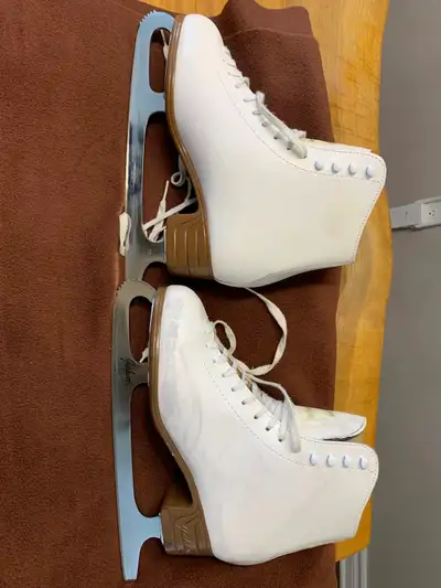Women’s size 8.5 figure skates for sale, View more