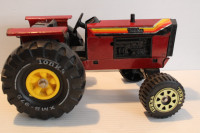 Tracteur  10 pouces TONKA Métal 1970s