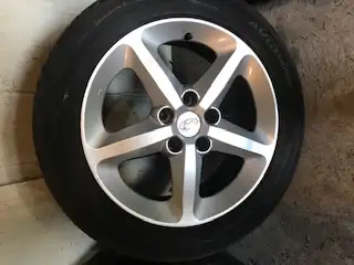 Off a Hyundai Sonata. Size 215/55R17