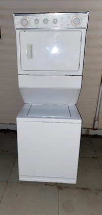 WHIRLPOOL STACKED WASHER AND DRYER $650. FREE DELIVERY4033898241