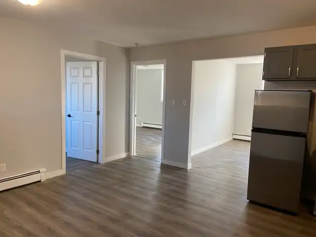 Newly Renovated 3 Bedroom Apartment.1 Month Free Over time! in Long Term Rentals in Truro - Image 3