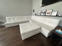 WHITE LEATHER SECTIONAL COUCH