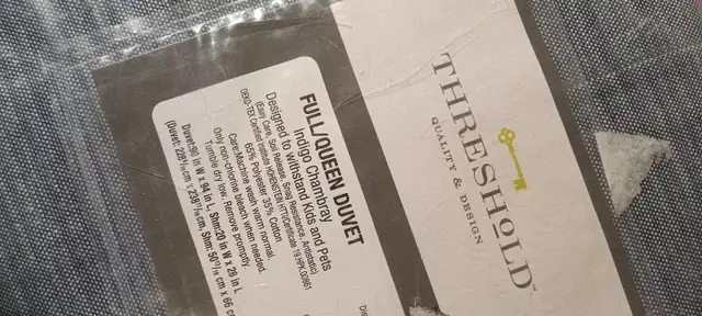 Threshold Queen Duvet NEW in Bedding in Ottawa - Image 2