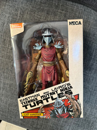 Brand NEW TMNT NECA Ninja Turtles Loot Crate claw Shreddar