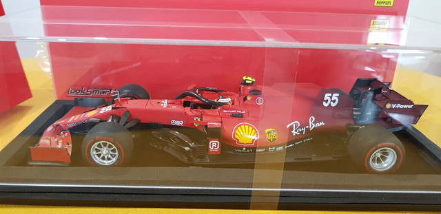 1:18 Ferrari SF 21 Bahrain GP models (LeClerc & Sainz) "READ" in Arts & Collectibles in Markham / York Region - Image 3