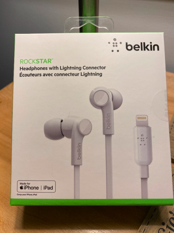 Belkin Rockstar Headphones in Headphones in City of Halifax