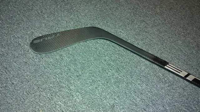 True A5.2 SBP hockey sticks in Hockey in Markham / York Region - Image 5