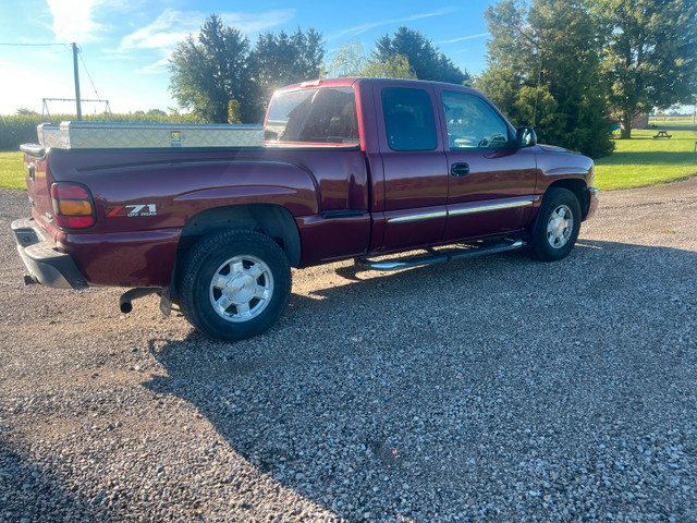 2005 gmc serria 1500 Parts truck in Cars & Trucks in Leamington - Image 2