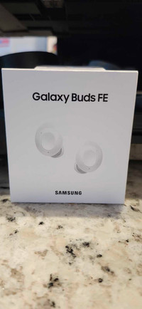 Samsung Buds FE Bluetooth earbuds BNIB $65 (Black or White)